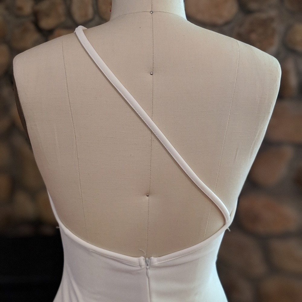 Dress - Picture 4 of 7